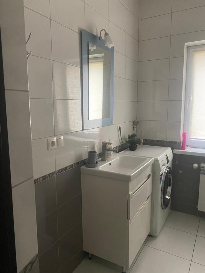 Guest House Olzhycha 45 Б Киев Экстерьер фото